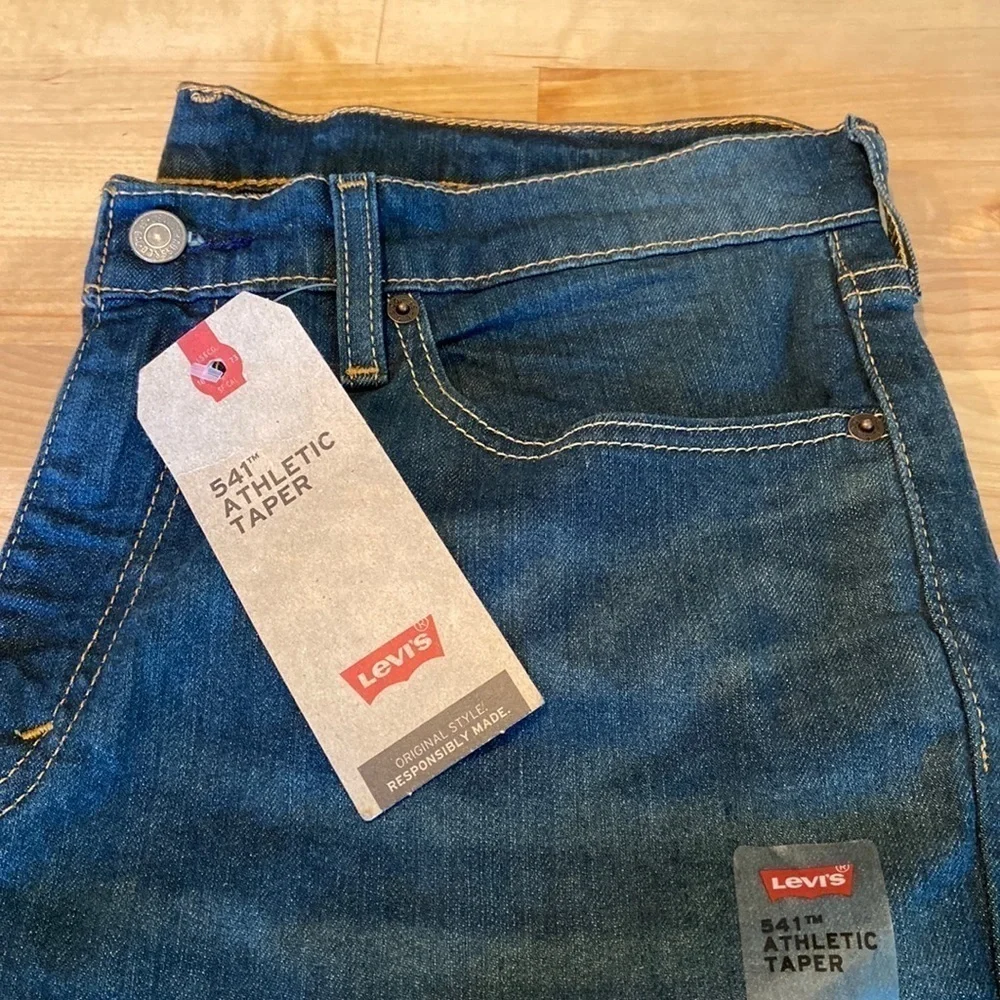 Levi’s 541 athletic taper jeans